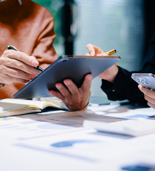 SEC Reporting – A 101 Guide for Public Company CEOs and CFOs